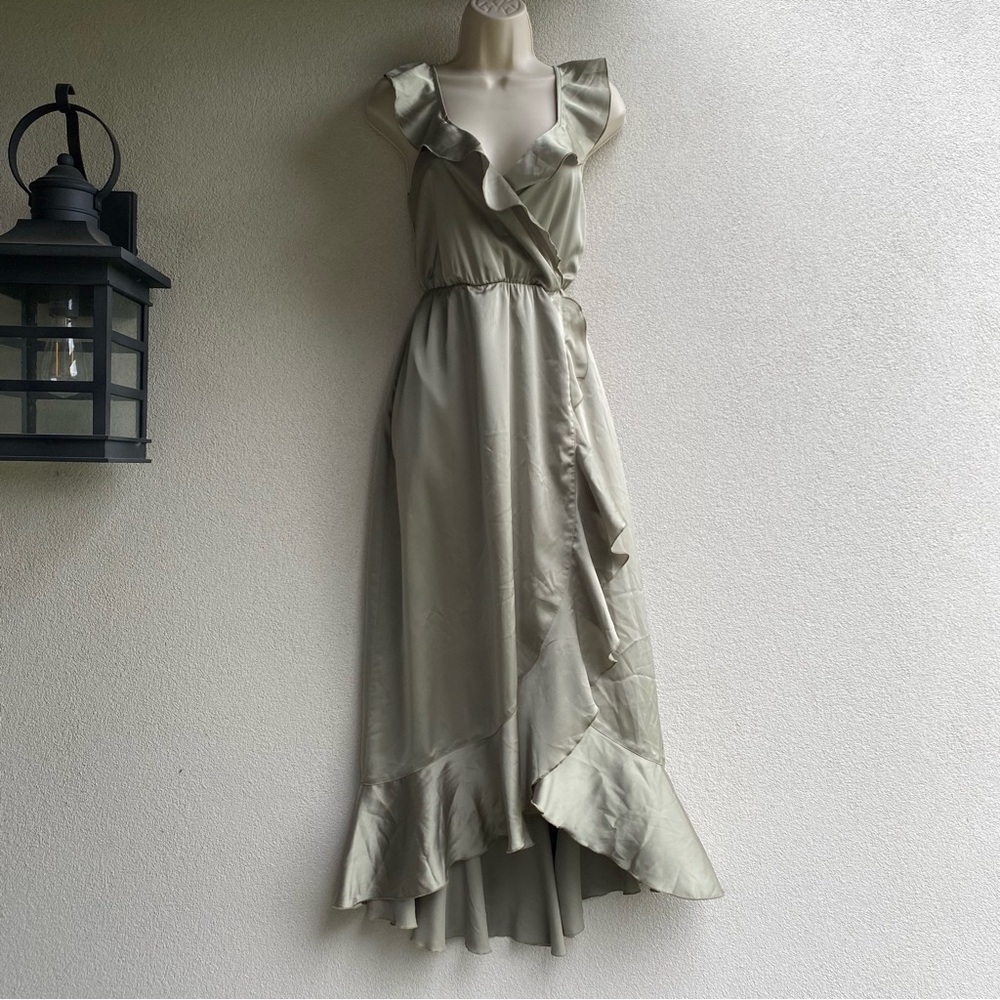 Show Me Your Mumu Samantha Ruffle Dress size XXS